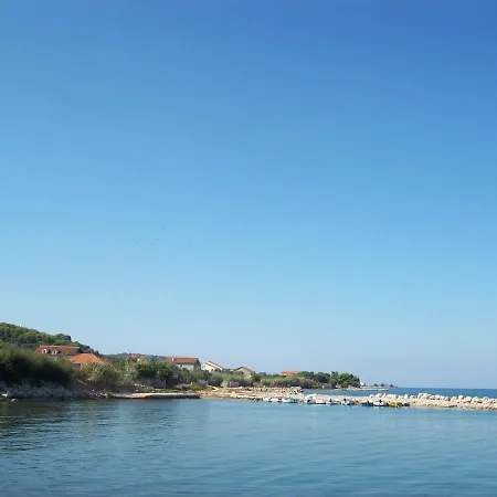 Feriehus House On The Island Of Pasman Neviđane